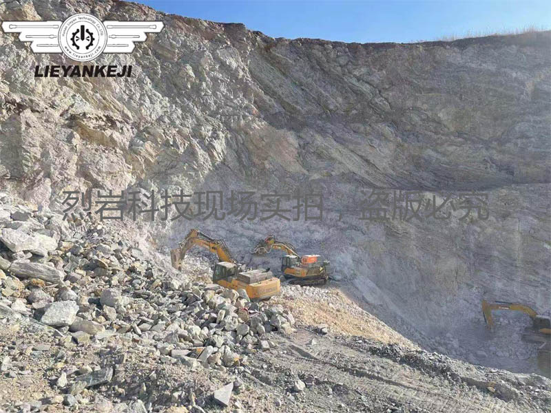 機載式液壓劈裂機在湖北應用于礦山開采